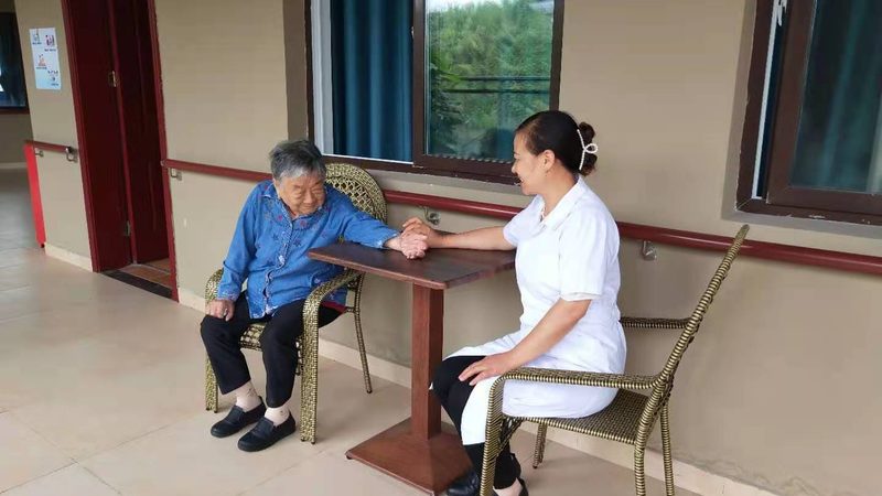 家用陪护床，如何选择合适的折叠尺寸？**